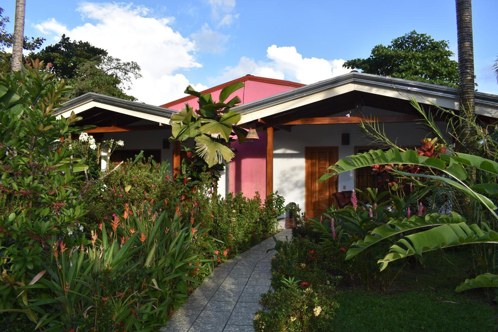 Hotel Roca Negra Del Arenal La Fortuna Екстериор снимка