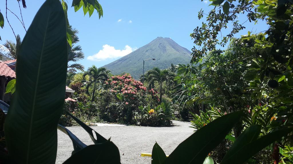 Hotel Roca Negra Del Arenal La Fortuna Екстериор снимка
