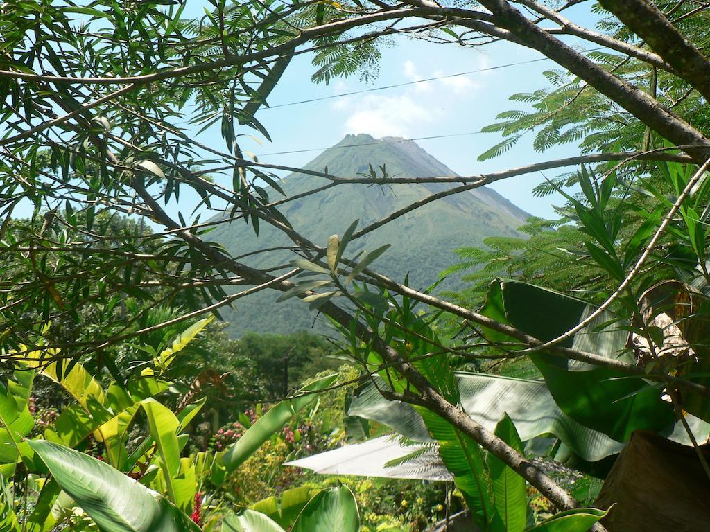 Hotel Roca Negra Del Arenal La Fortuna Екстериор снимка