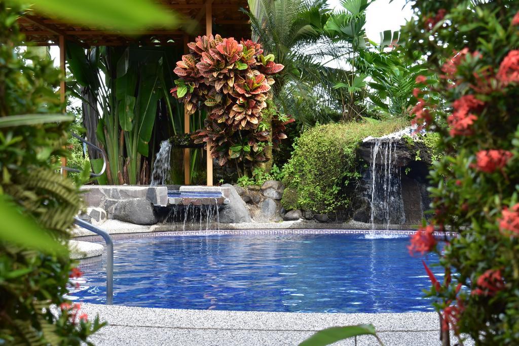Hotel Roca Negra Del Arenal La Fortuna Екстериор снимка