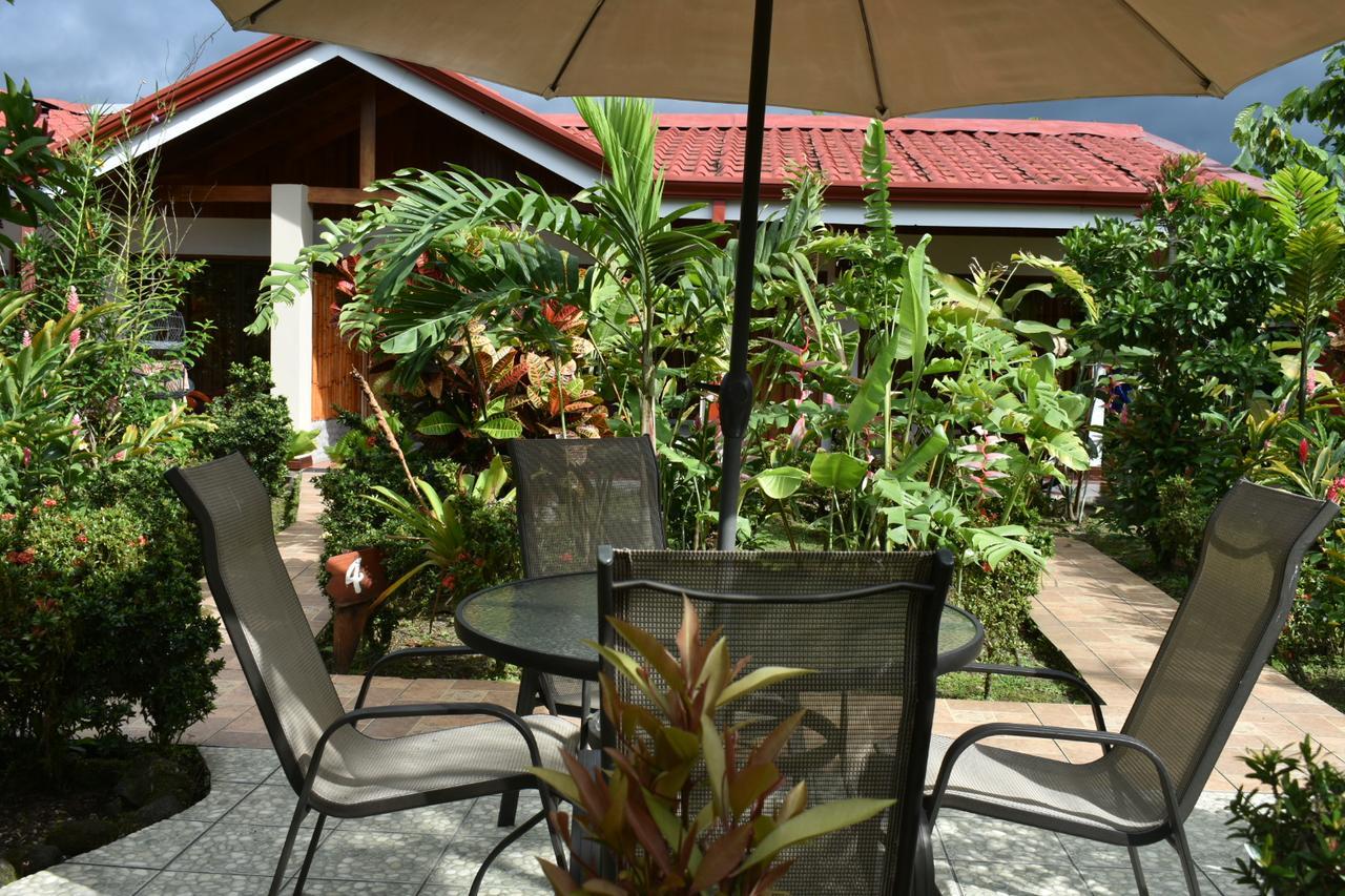Hotel Roca Negra Del Arenal La Fortuna Екстериор снимка